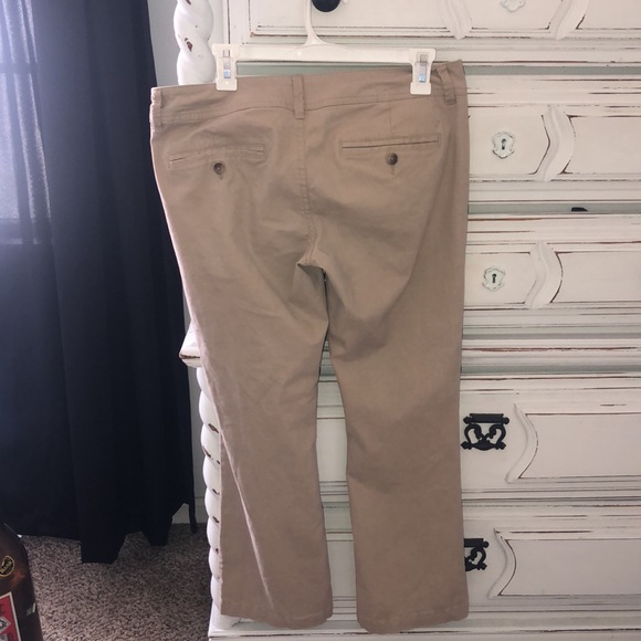 American Eagle womens flare pants - Picture 2 of 4